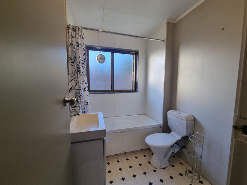 84B Tarawera Road, Lynmore, Rotorua - Carousel 9