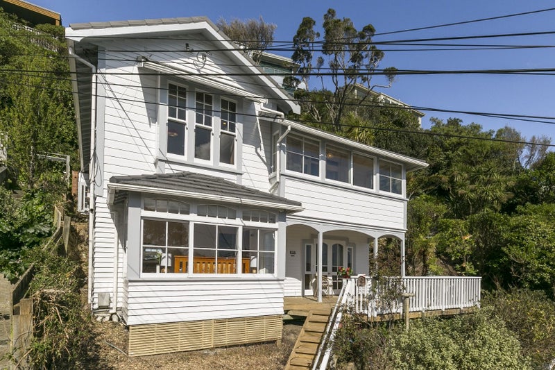 45 Palliser Road, Roseneath, Wellington - Carousel 1