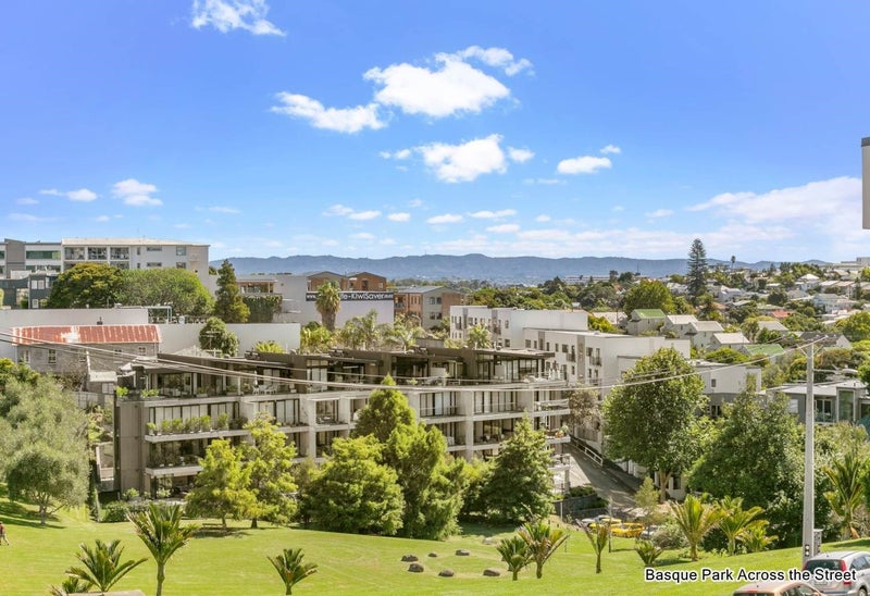 I4/19 Fleet Street, Eden Terrace, Auckland - Carousel 21