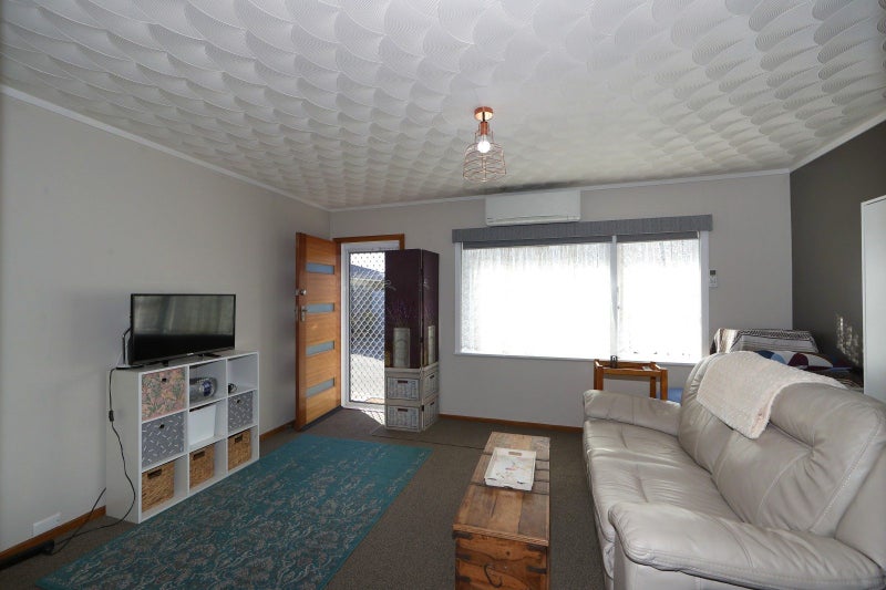 2/9 MCGRATH ST, TE AWA, NAPIER - Carousel 1