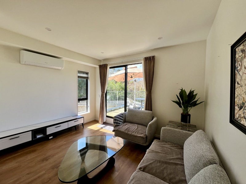 17/26 Springvale Drive, Fairview Heights, Auckland - Carousel 2