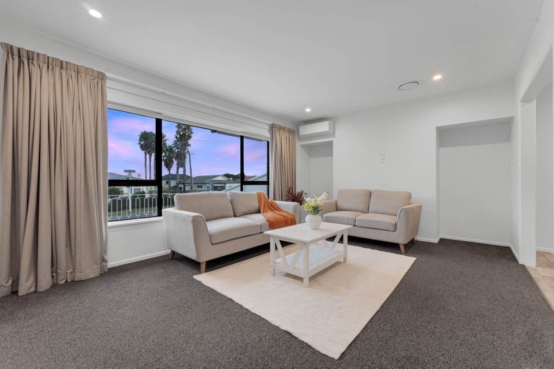 2/187 Puhinui Road, Papatoetoe, Auckland - Carousel 2