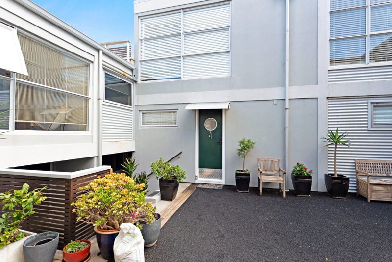 4/220 Jackson Street, Petone, Lower Hutt - Carousel 23