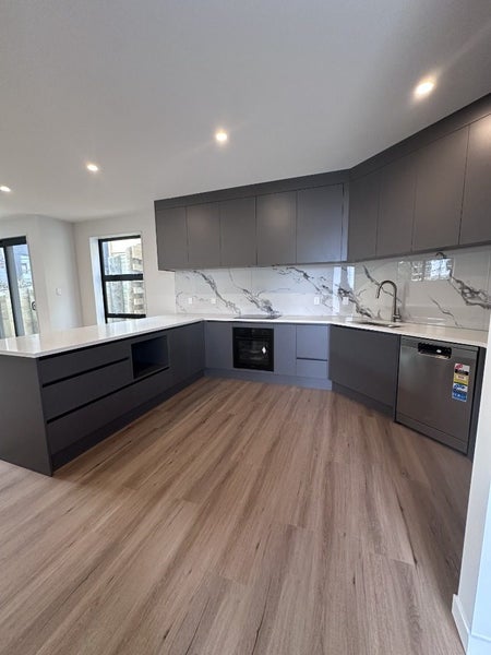 6 Agathis Avenue, Mairangi Bay, Auckland - Carousel 2