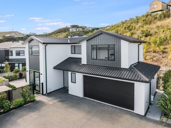 29A Waitaria Terrace, Aotea, Porirua - Carousel 2
