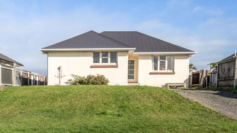 86 Lithgow Street, Glengarry, Invercargill - Carousel 1