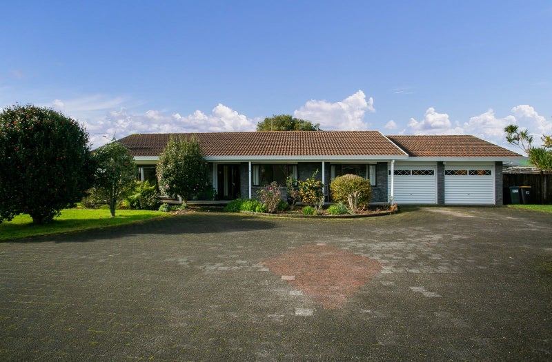 12 Conrad Place, Leamington, Cambridge - Carousel 2