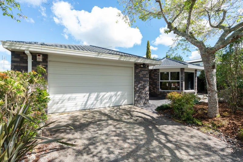 96 Dixon Road, Glenview, Hamilton - Carousel 22