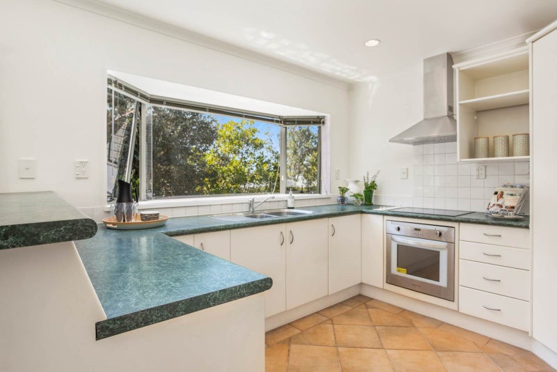 14A Wendover Road, Glendowie, Auckland - Carousel 2