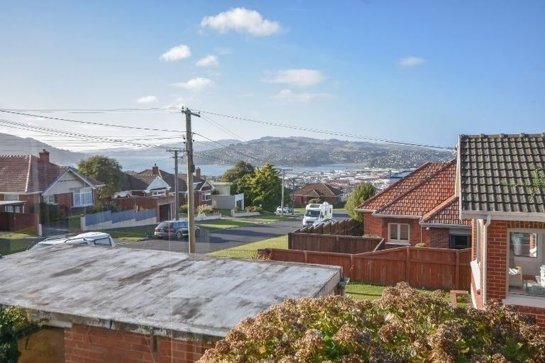 11 Kirriemuir Street, Maryhill, Dunedin - Carousel 2