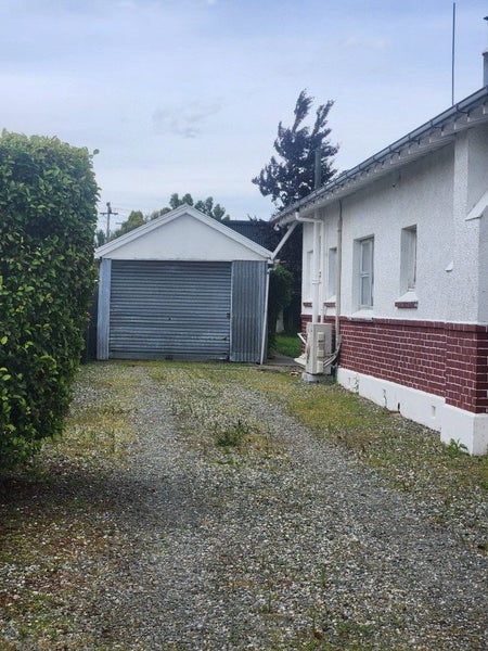 8 Waverley Street, East Gore, Gore - Carousel 2