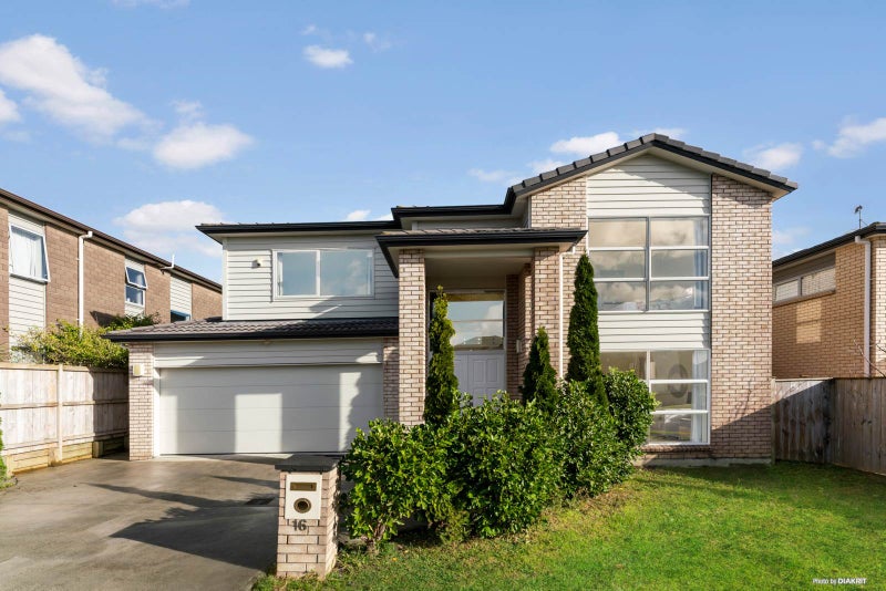 16 Shandon Street, Flat Bush, Auckland - Carousel 1