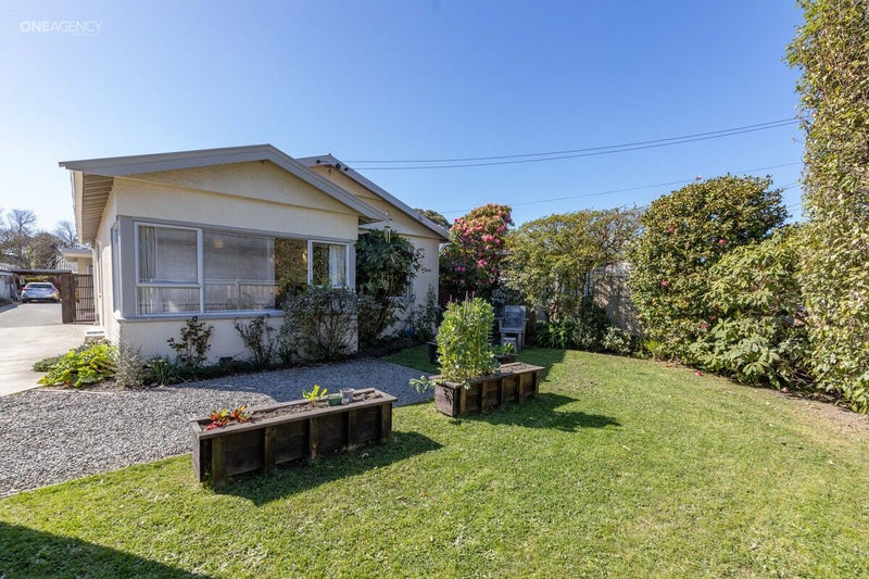 2/70 Sylvan Street, Hillmorton, Christchurch - Carousel 20
