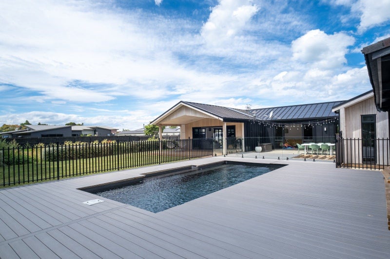 83 Mcelwee Street, Jervoistown, Napier - Carousel 28