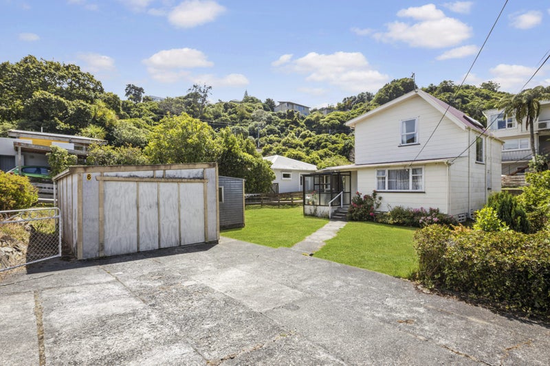 6 Awarua Street, Ngaio, Wellington - Carousel 1