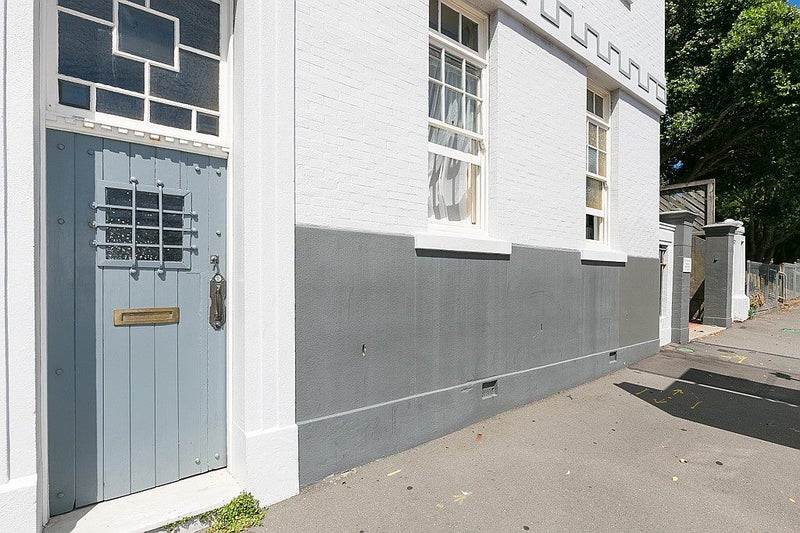 1/3 Aro Street, Aro Valley, Wellington - Carousel 2