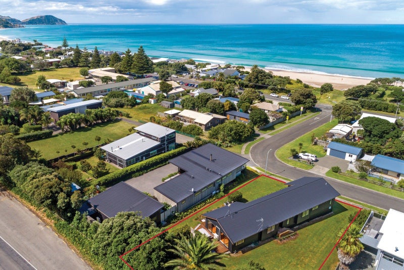13 Sandy Cove, Wainui, Gisborne - Carousel 30