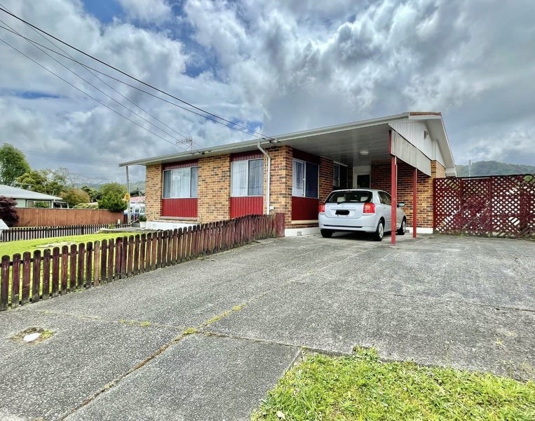 1/59 Clouston Park Road, Clouston Park, Upper Hutt - Carousel 1