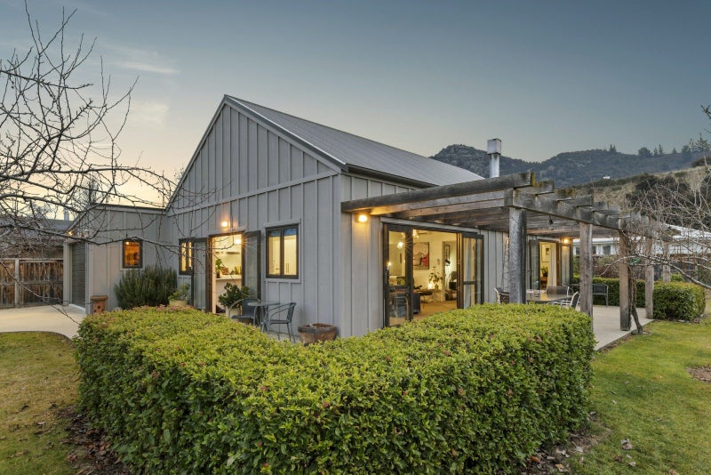 2 Snowberry Street, Albert Town, Wanaka - Carousel 2