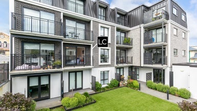 205/2 Colombo Street, Newtown, Wellington - Carousel 1