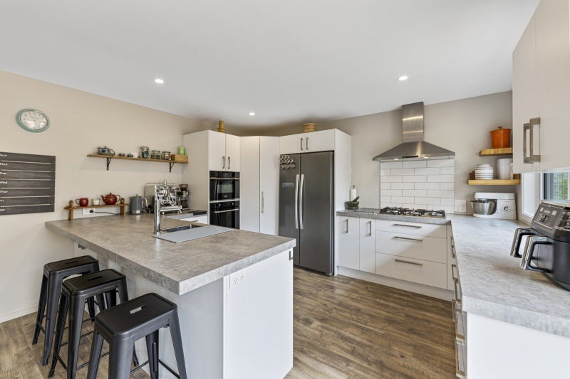 8 Glendermid Close, Sawyers Bay, Port Chalmers - Carousel 2