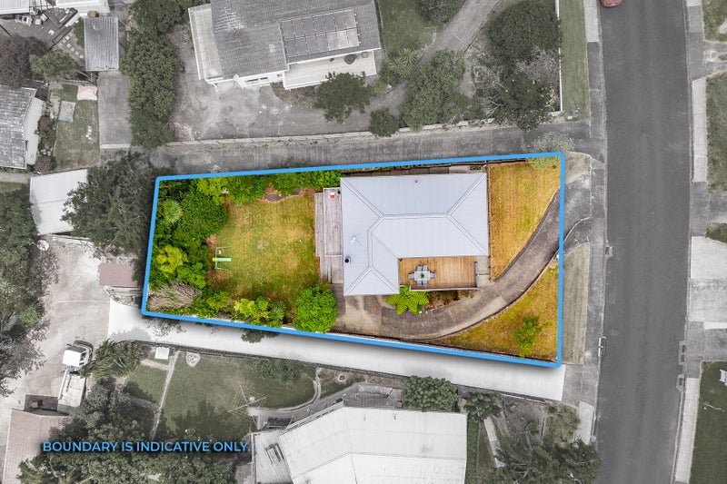 81 Mountbatten Avenue, Hillcrest, Auckland - Carousel 1