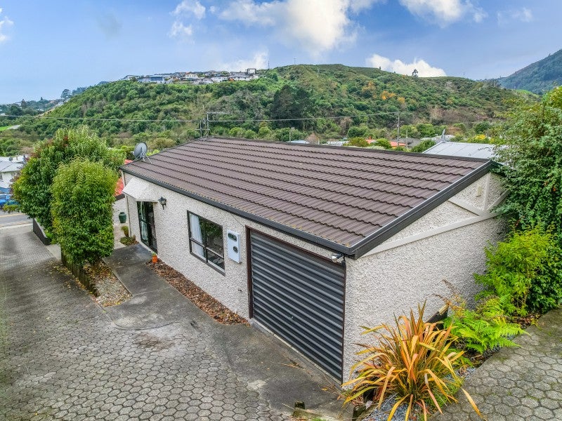 2/515 Waimea Road, Annesbrook, Nelson - Carousel 1