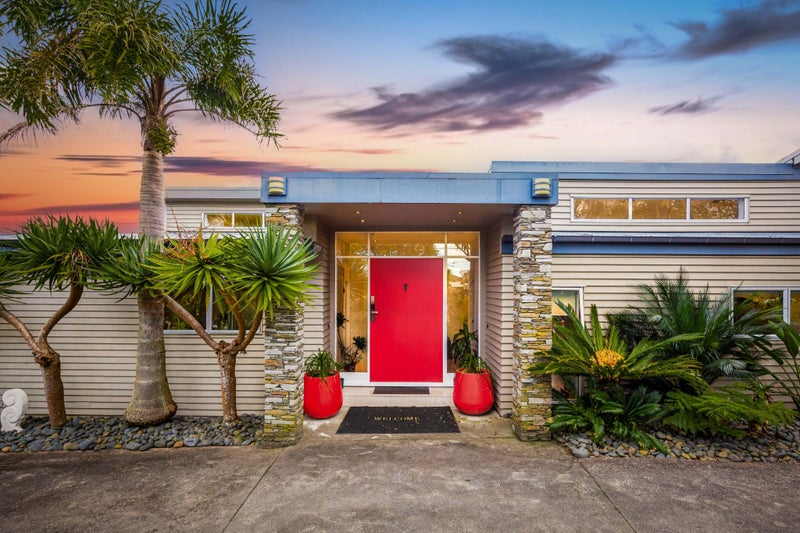 151 Simpson Road, Henderson Valley, Auckland - Carousel 1
