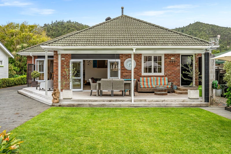 11 Haronui Street, Kensington, Whangarei - Carousel 1