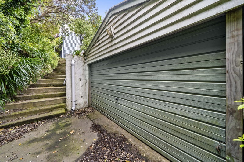 84 Korokoro Road, Korokoro, Lower Hutt - Carousel 20