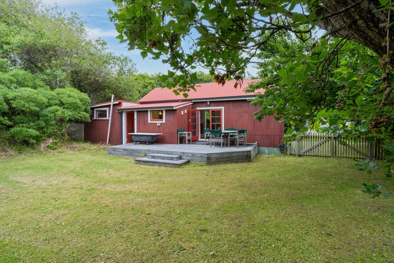 21 Shortt Street, Foxton Beach, Foxton - Carousel 2