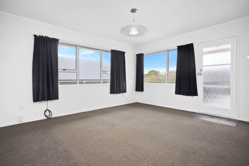 2/24 Tranmere Road, Sandringham, Auckland - Carousel 2