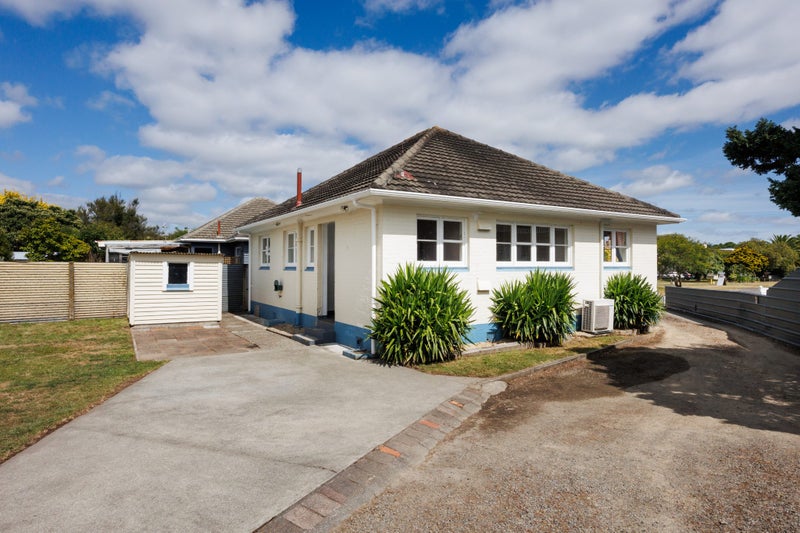43 Millar Street, Terrace End, Palmerston North - Carousel 1