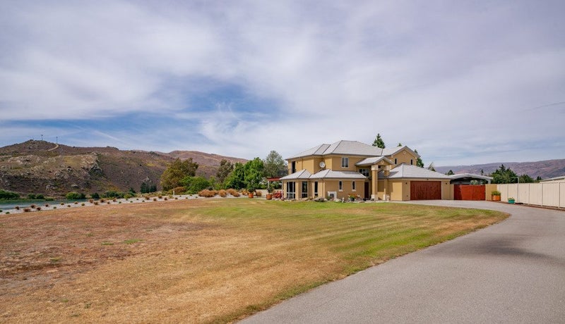 1 Mckellar Court, Cromwell - Carousel 1