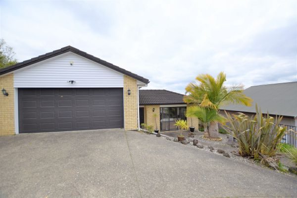 24 View Ridge Drive, Ranui, Auckland - Carousel 2