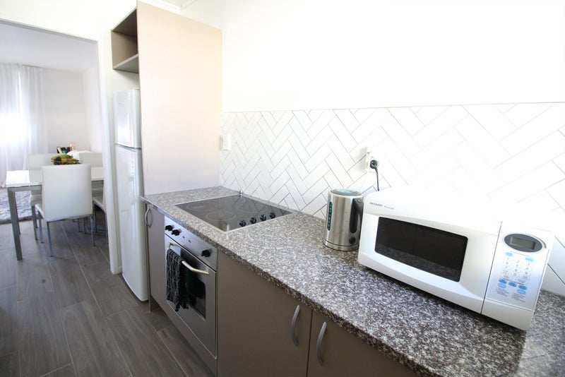 10B Graysons Lane, Mount Eden, Auckland - Carousel 2