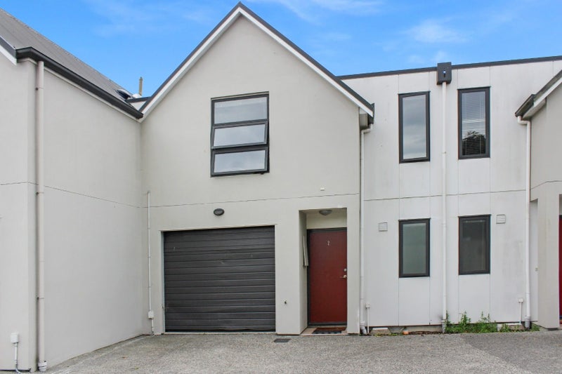 2/107 Deans Avenue, Riccarton, Christchurch - Carousel 1