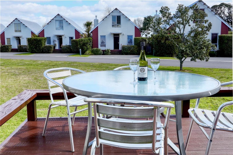 10/1420 Hamurana Road, Mourea, Rotorua - Carousel 1