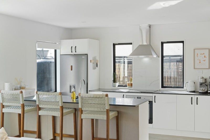 2/9 Raupo Street, Bromley, Christchurch - Carousel 2