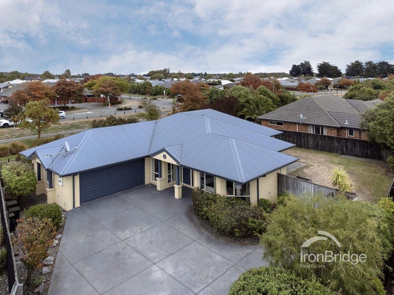 7 Kapiti Street, Parklands, Christchurch - Carousel 1