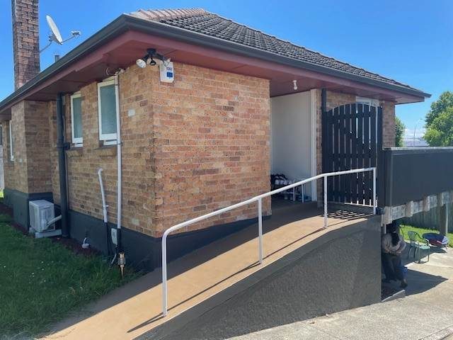 5 Lincoln Terrace, Gate Pa, Tauranga - Carousel 1