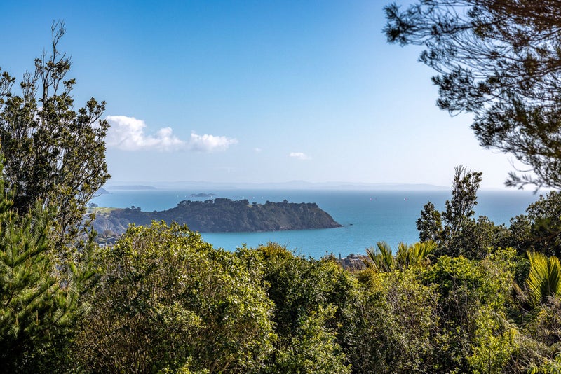 136 Trig Hill Road, Onetangi, Waiheke Island - Carousel 2