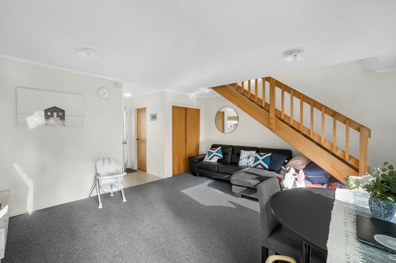 4/24 Mason Street, Moera, Lower Hutt - Carousel 2