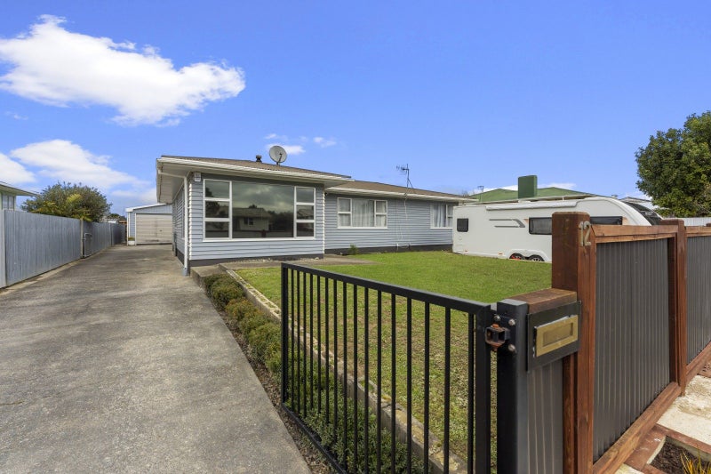 12 Pembroke Street, Highbury, Palmerston North - Carousel 2
