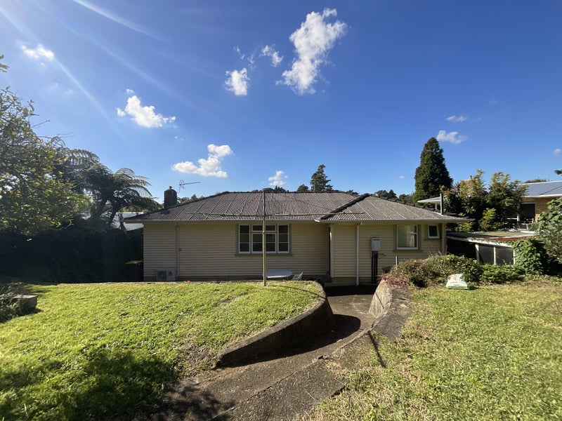 128 Huatoki Street, Frankleigh Park, New Plymouth - Carousel 10