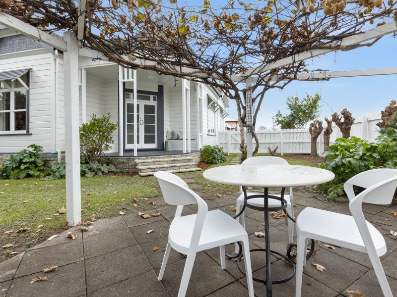 107 Grays Road, Saint Leonards, Hastings - Carousel 19