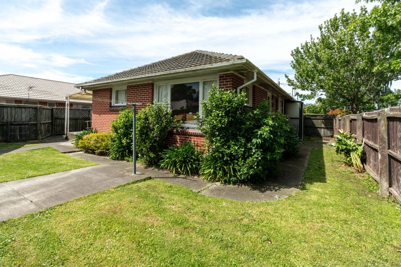 1/44 Division Street, Riccarton, Christchurch - Carousel 1
