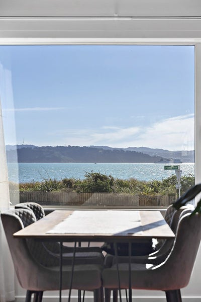 765 Marine Drive, Eastbourne, Lower Hutt - Carousel 2