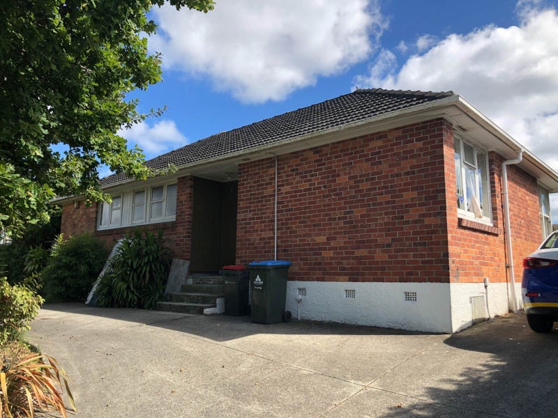 163 Taniwha Street, Glen Innes, Auckland - Carousel 1