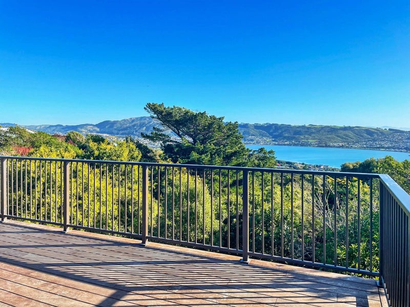 17 Almora View, Ascot Park, Porirua - Carousel 1